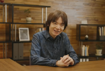 Sakurai comenta mangá sobre sua vida e reforça que prefere que o foco continue em seus jogos